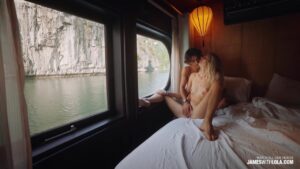 คู่รักฝรั่งเย็ดสดกลางทะเล ซอยหีแตกในเรือยอชต์เอเชีย